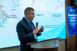 3_Выступление Каретникова Владимира Владимировича_small