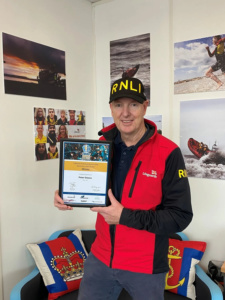 2. Питер Доус